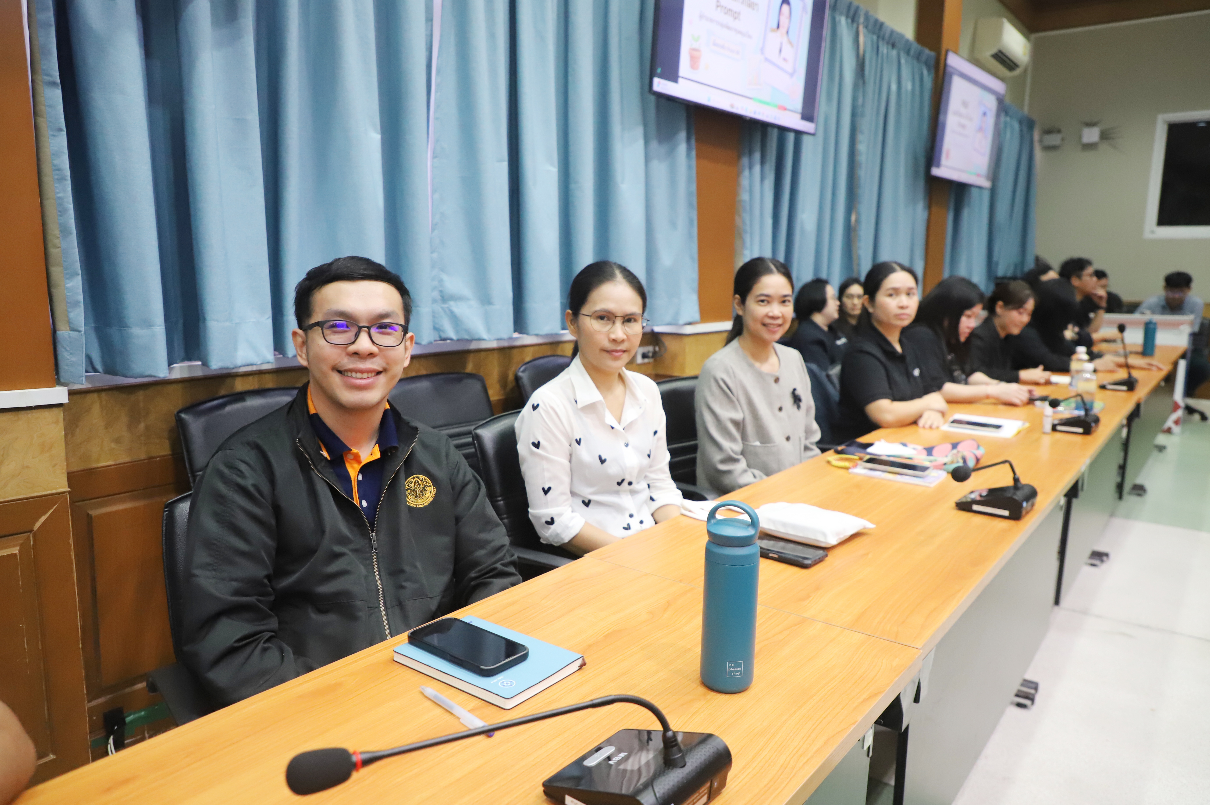 title - สำนักบริหารกองทุน (สบท.)  จัดการประชุมภายใน เพื่อติดตามเร่งรัดการดำเนินงานตามกรอบหน้าที่และตัวชี้วัด